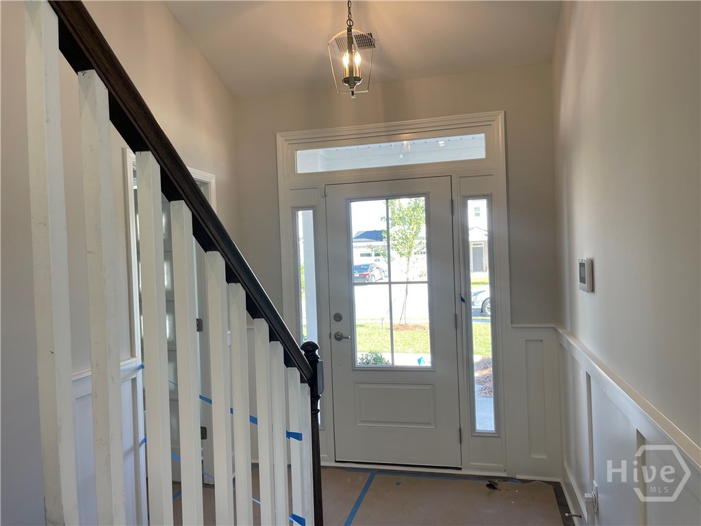 160 Como Drive Property Photo 2