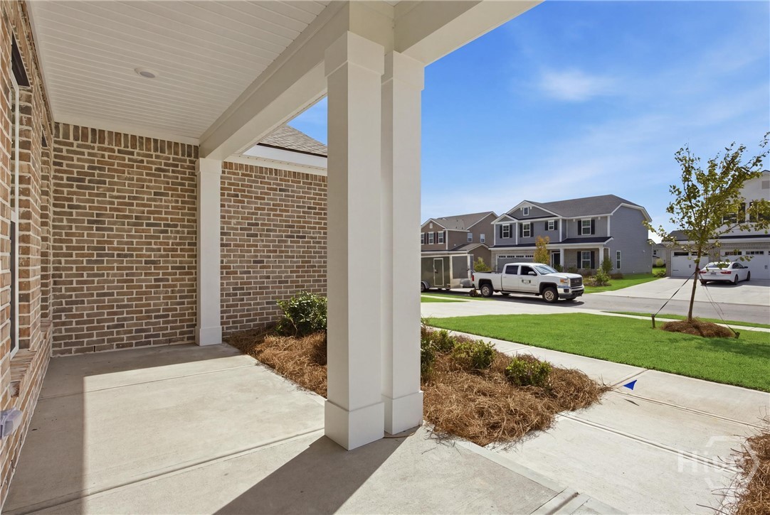 160 Como Drive Property Photo 4