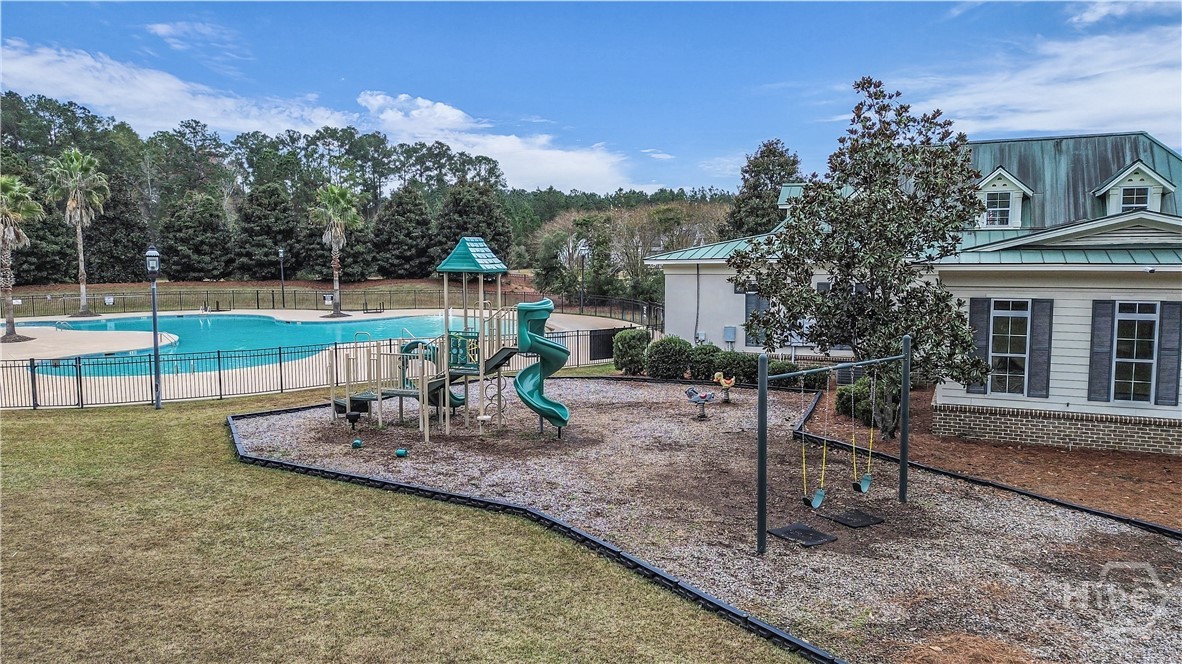 160 Como Drive Property Photo 19