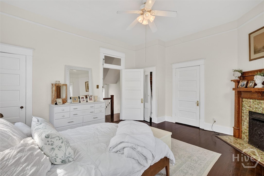 416 W 36th Street Property Photo 24