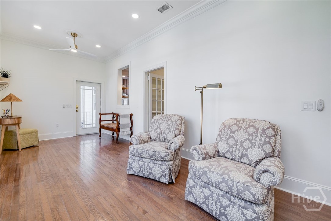 424 E President Street Property Photo 26