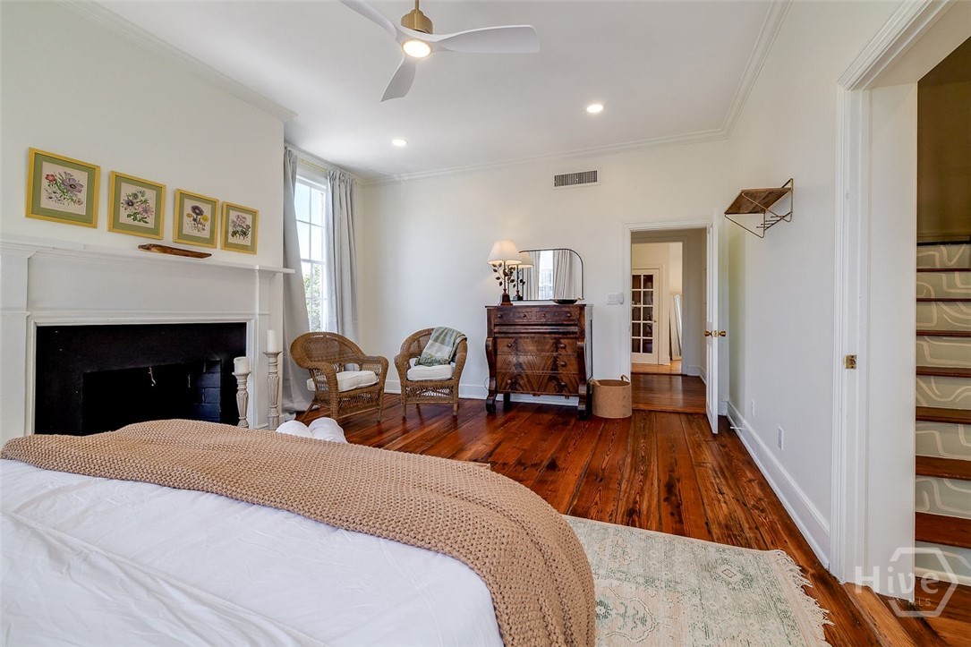 424 E President Street Property Photo 38