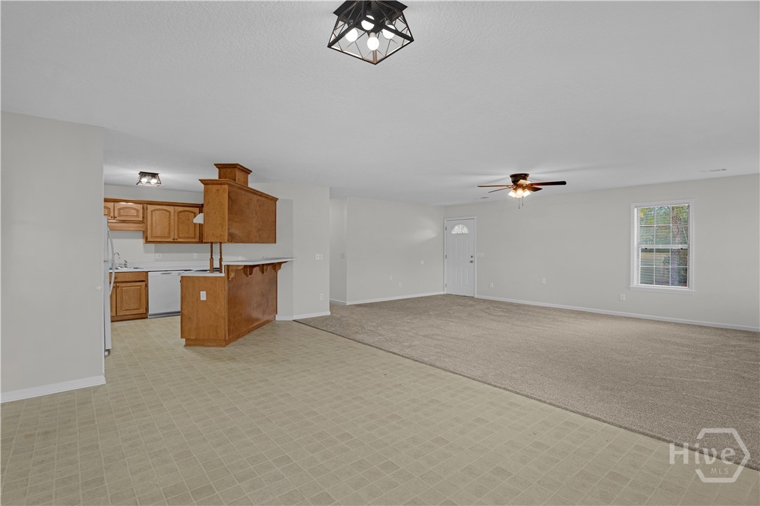 52 Northgate Lane Property Photo 8