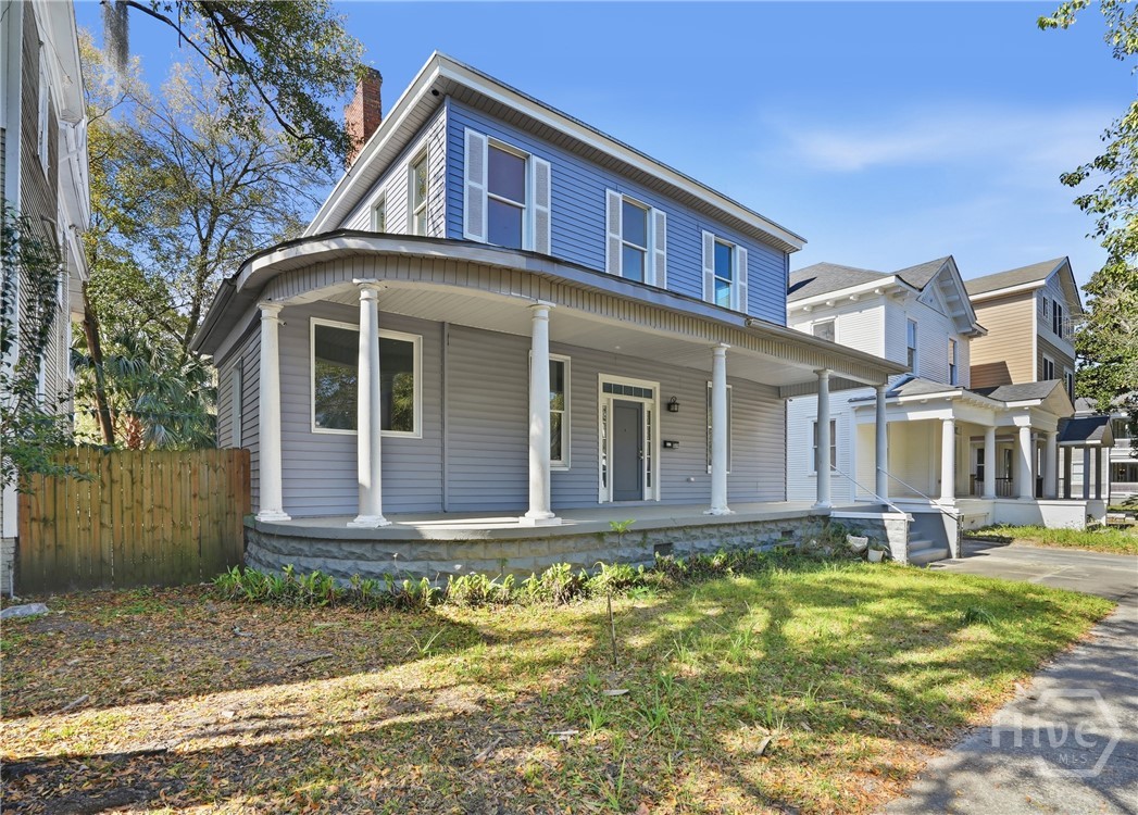 809 E Henry Street Property Photo 1