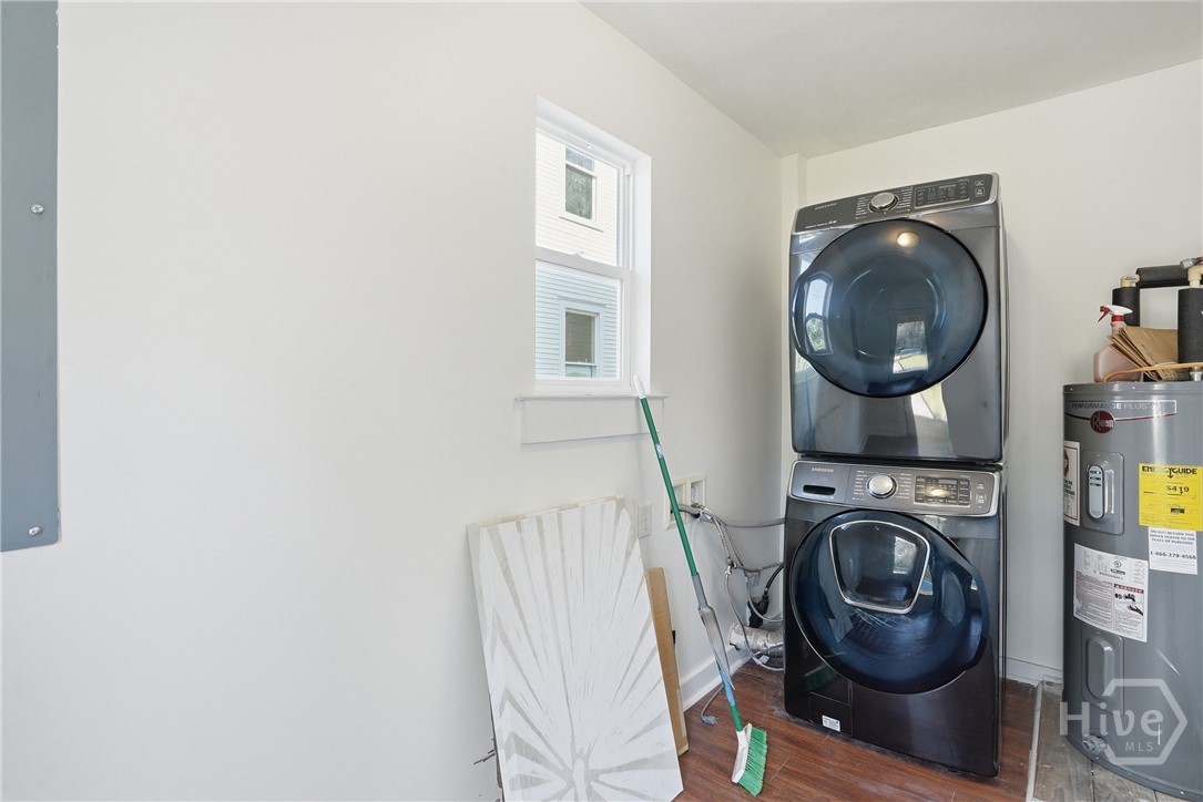809 E Henry Street Property Photo 28