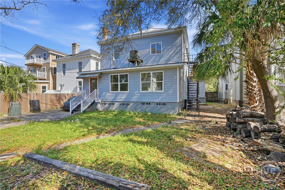 809 E Henry Street Property Photo 41