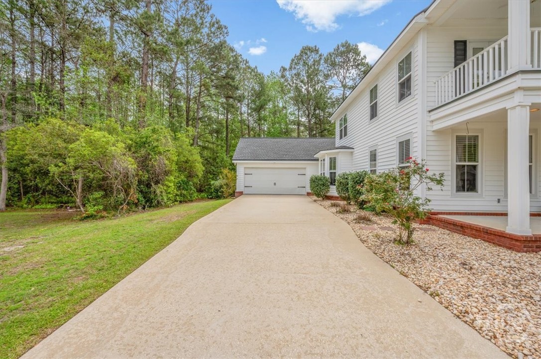 455 Beauly Drive Property Photo 3
