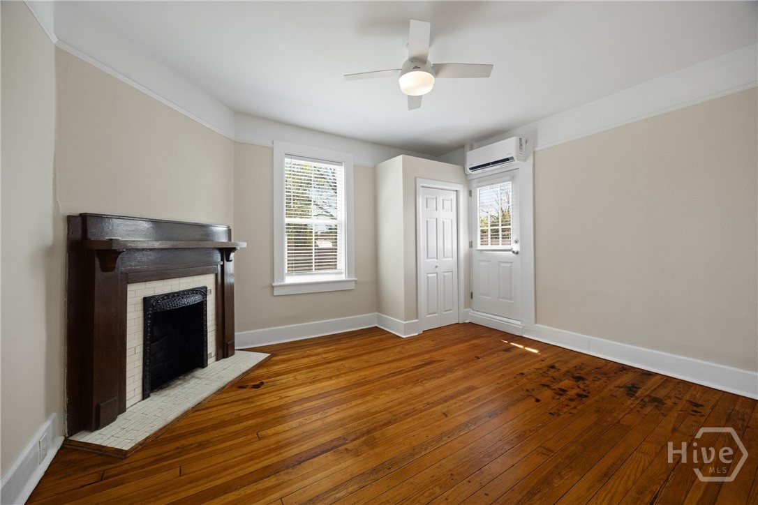 629 E 38th Street Property Photo 13