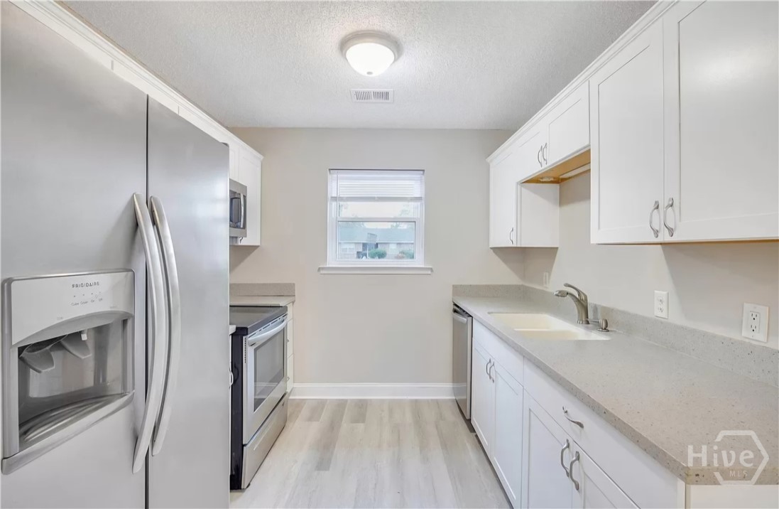 21 Haney Road Property Photo 9