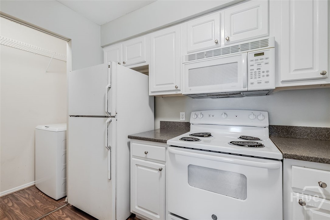 12300 Apache Avenue 307 Property Photo 14