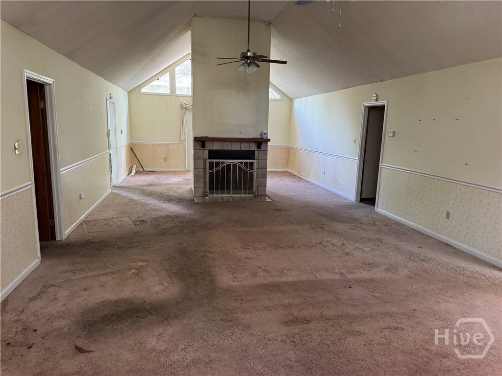 2 Moss Pointe Court Property Photo 4