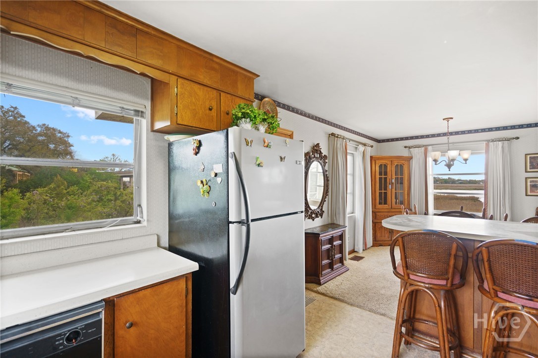 2704 River Drive Property Photo 6