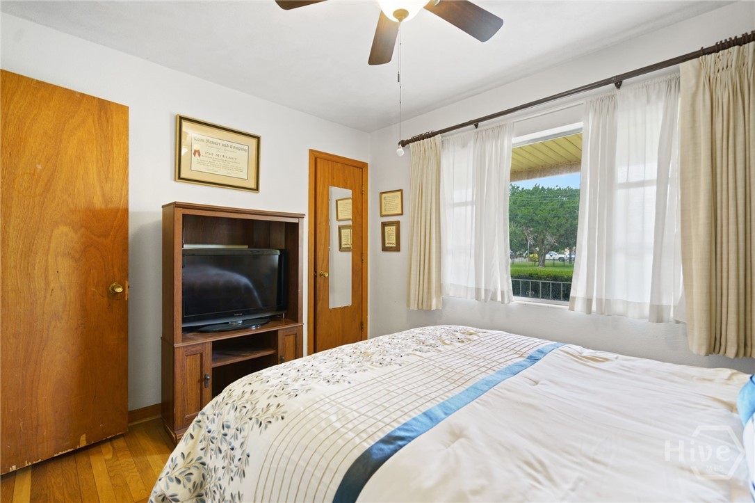 2704 River Drive Property Photo 23