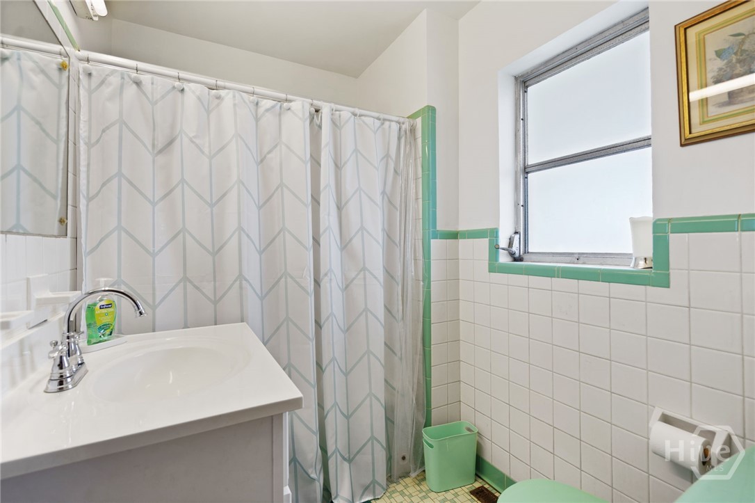 2704 River Drive Property Photo 30