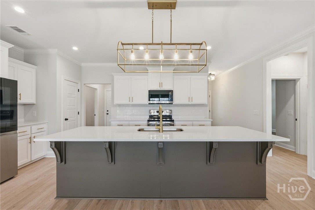 93 Ennis Road Property Photo 10