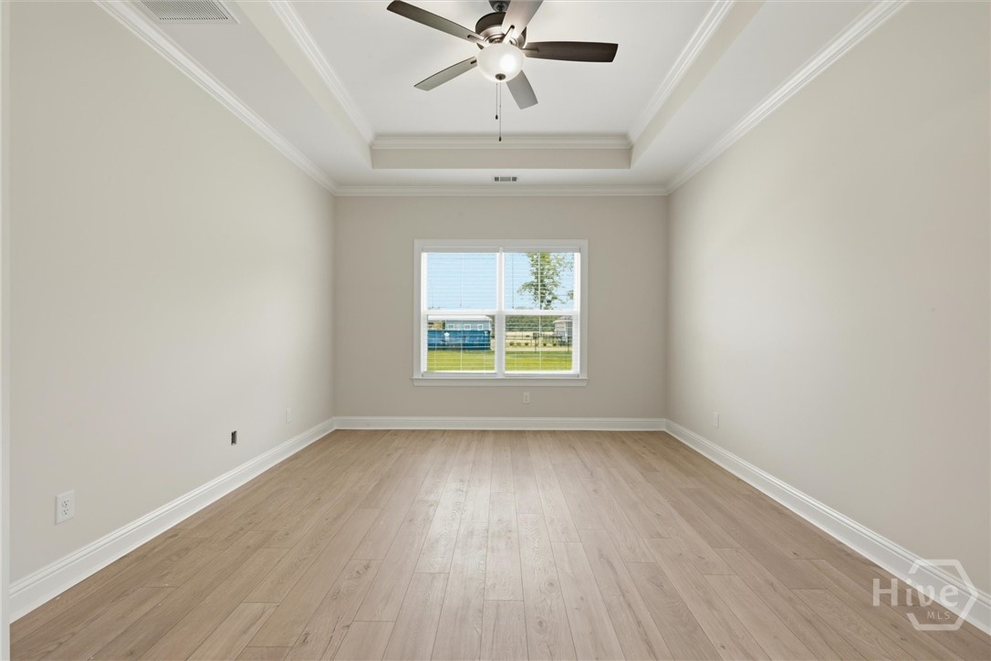 93 Ennis Road Property Photo 20