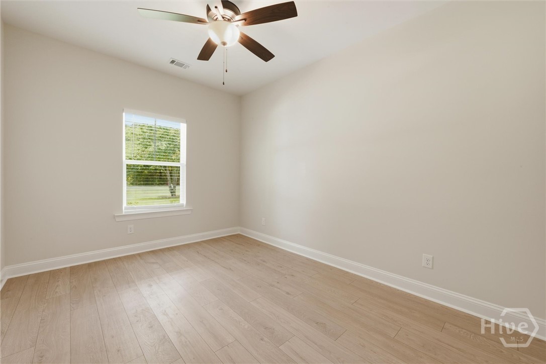 93 Ennis Road Property Photo 30