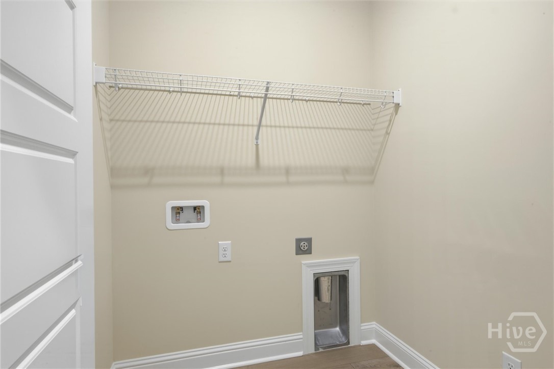 93 Ennis Road Property Photo 35