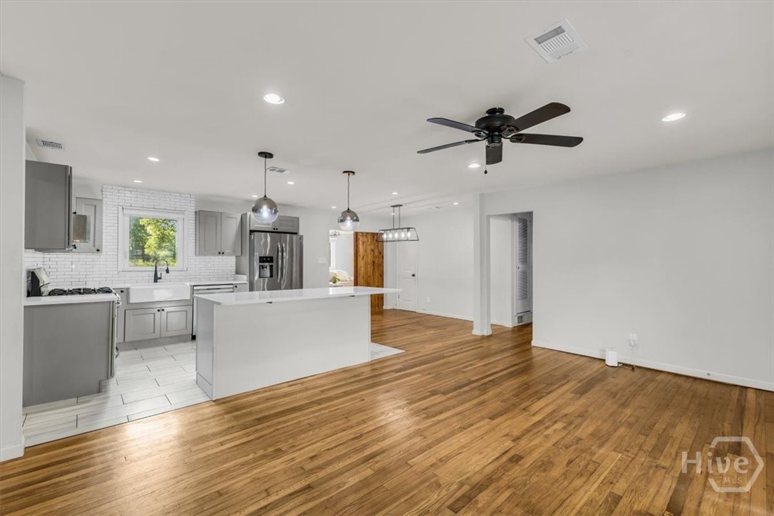 342 Bunting Drive Property Photo 4