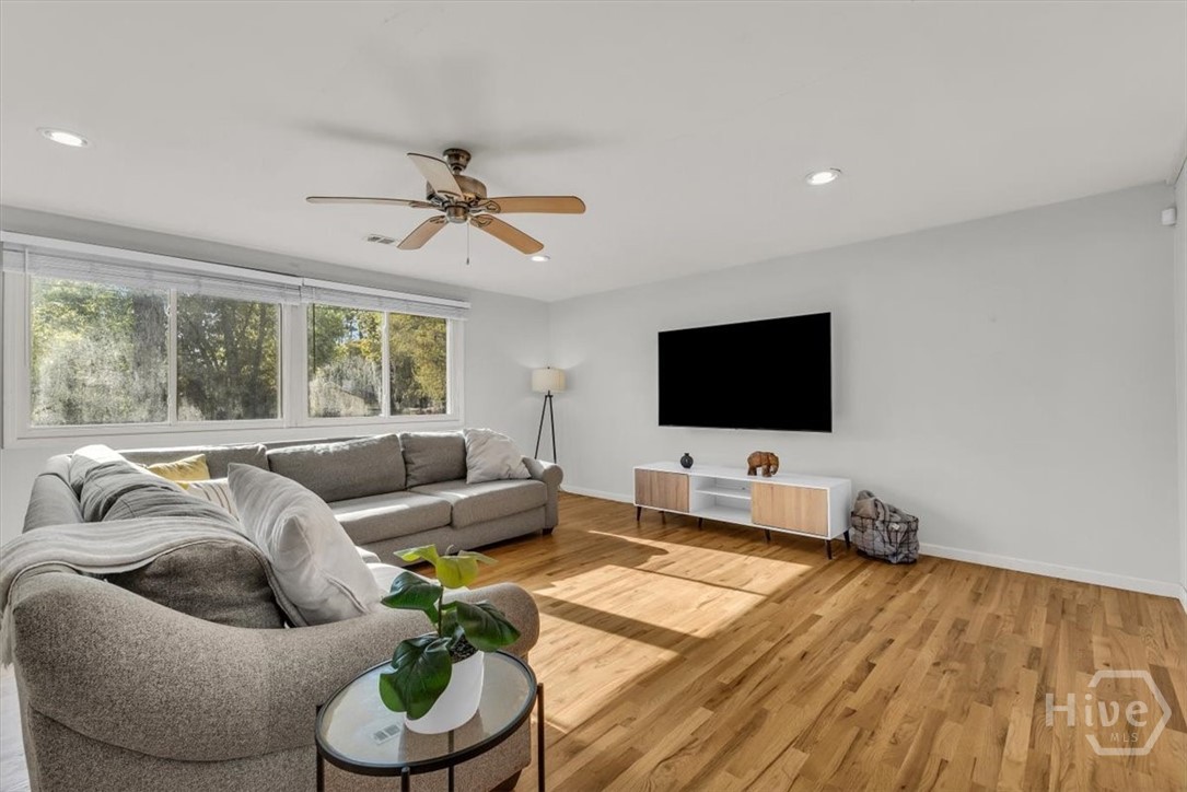 342 Bunting Drive Property Photo 16