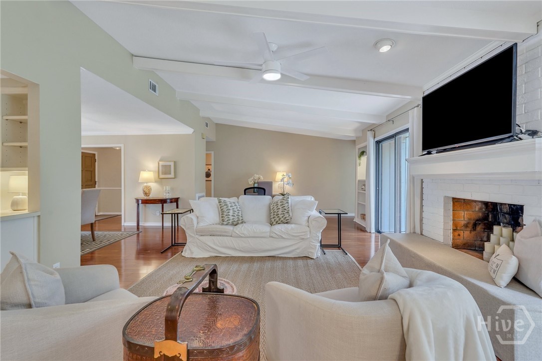 10 Henry Clay Court Property Photo 14