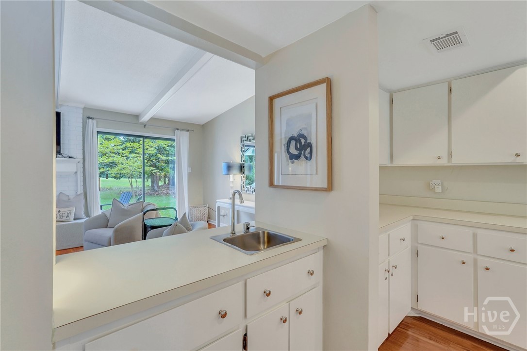 10 Henry Clay Court Property Photo 15