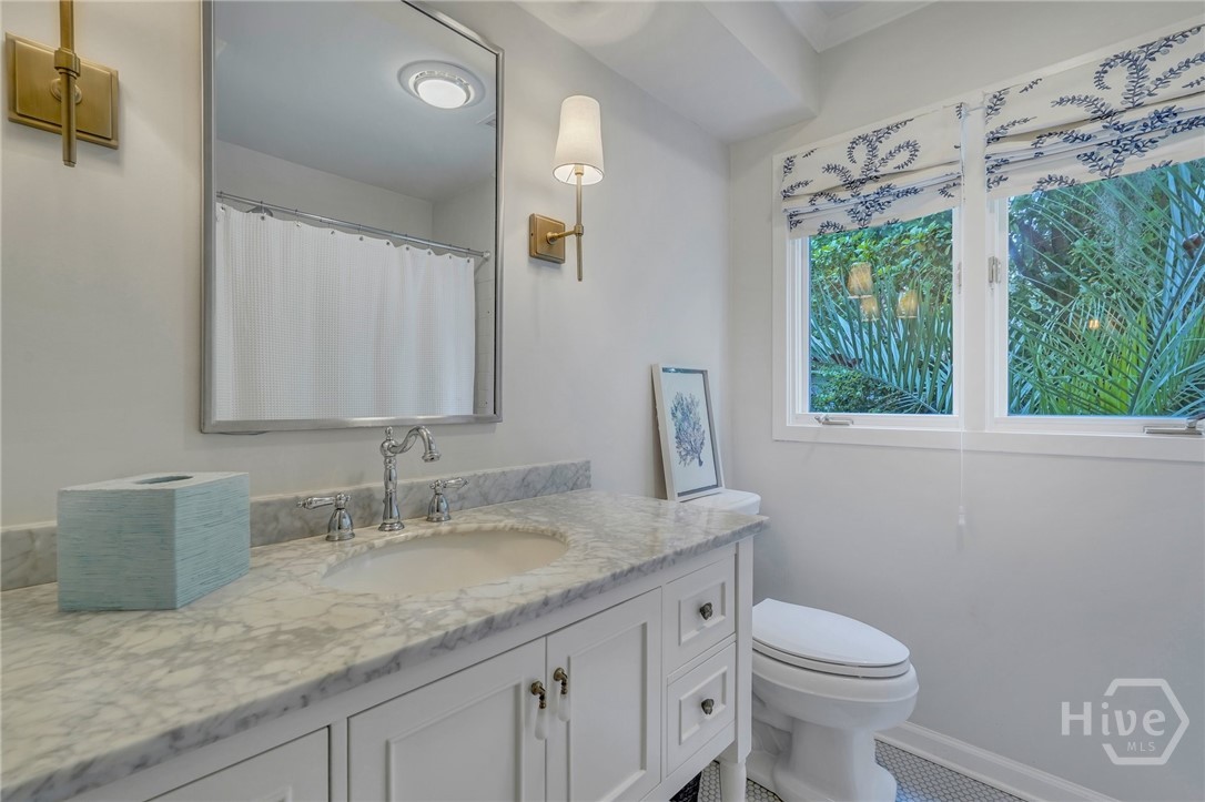 10 Henry Clay Court Property Photo 26