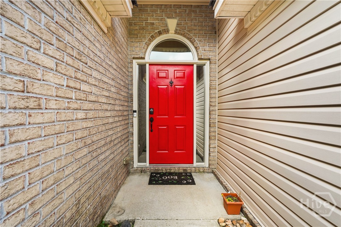 119 Meadowside Lane Property Photo 3
