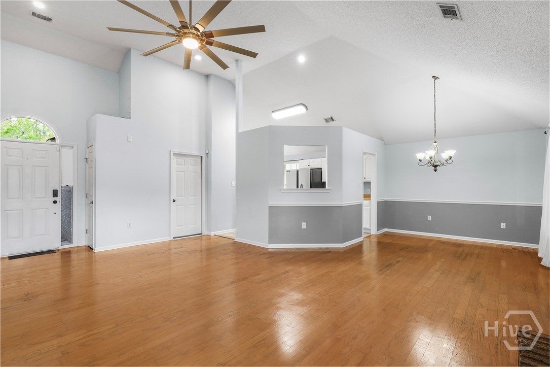 119 Meadowside Lane Property Photo 6