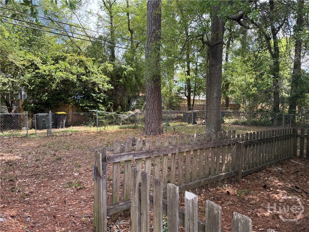 1314 E 54th Street Property Photo 21