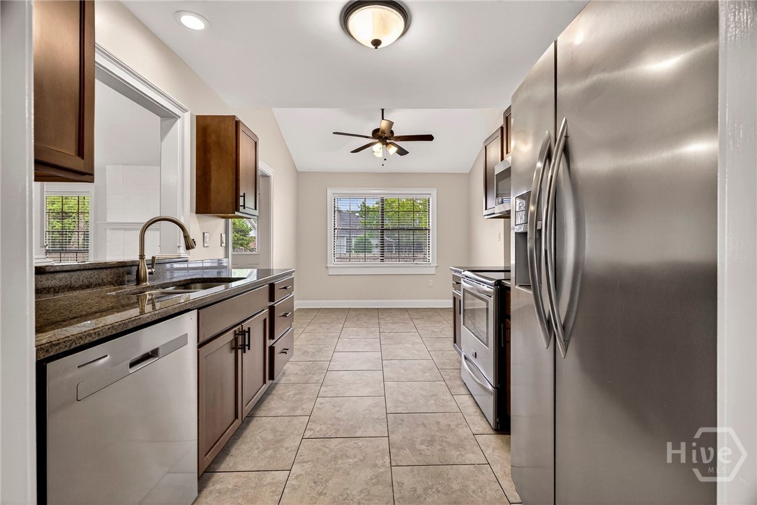 6 Castaway Place Property Photo 16