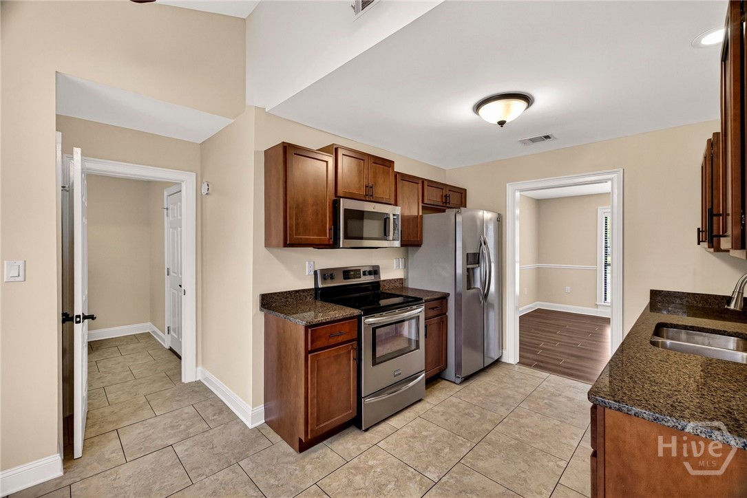 6 Castaway Place Property Photo 17