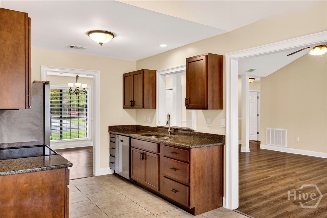 6 Castaway Place Property Photo 19