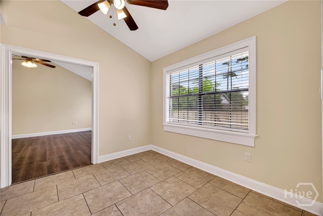 6 Castaway Place Property Photo 23
