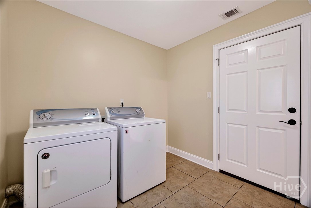 6 Castaway Place Property Photo 44
