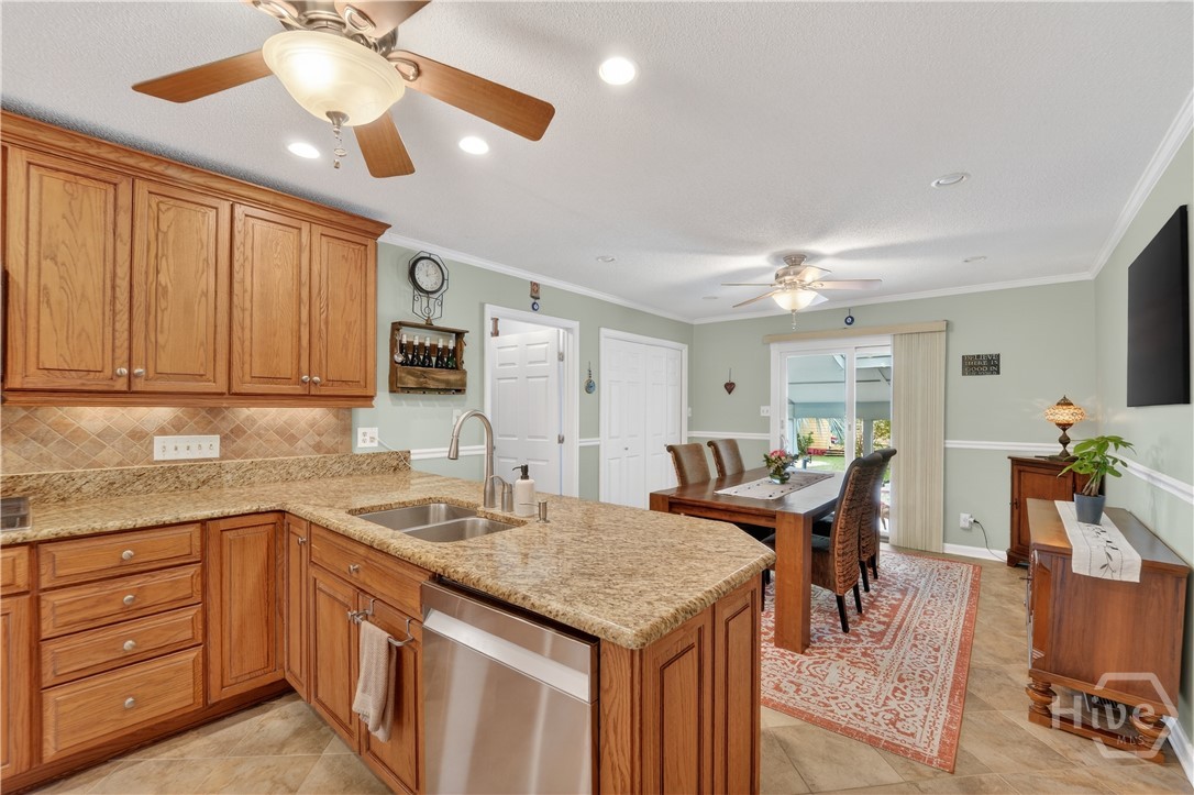 158 Penrose Drive Property Photo 14