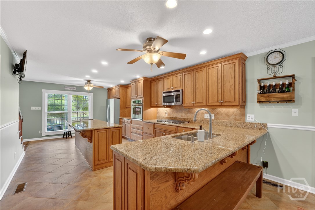 158 Penrose Drive Property Photo 17