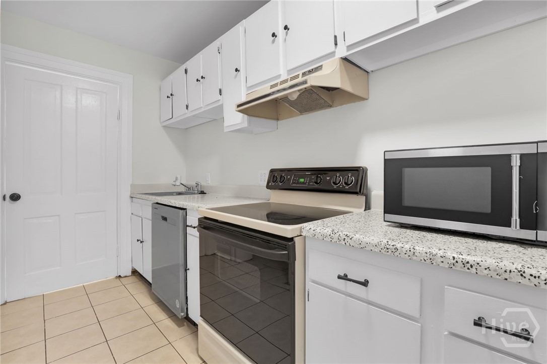 703 Barnard Street A Property Photo 10