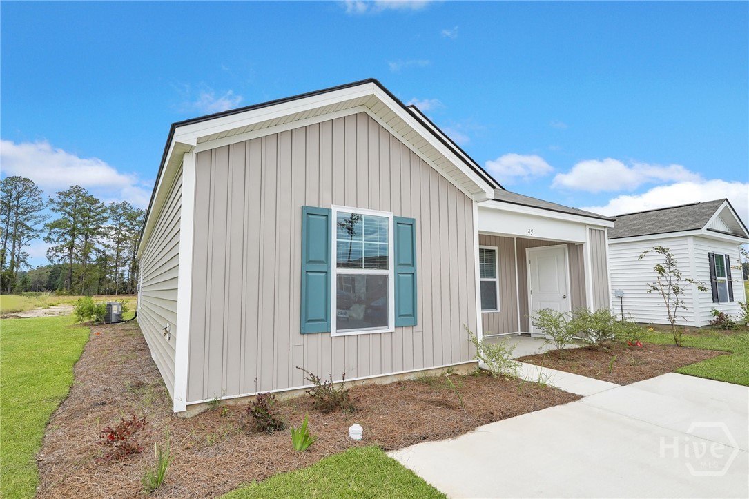 45 Arrow Head Way Property Photo 3