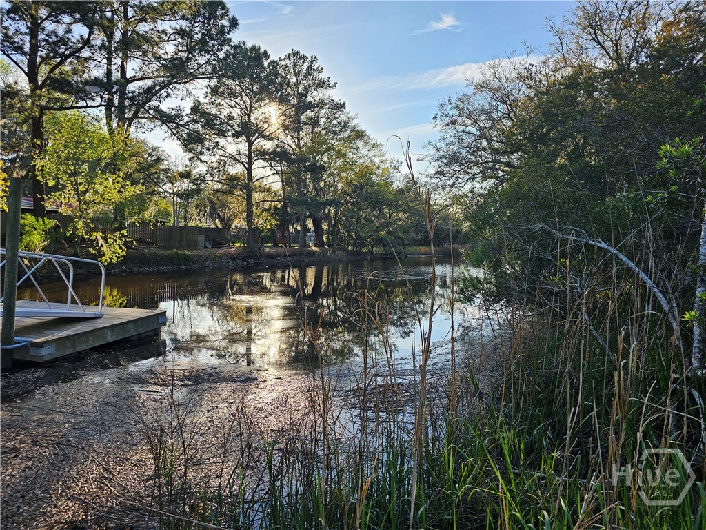 127 Lakeshore Drive Property Photo 5