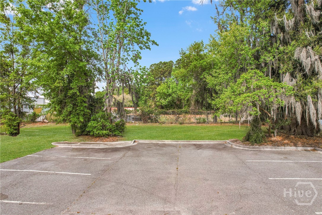301 Rowland Avenue Property Photo 6