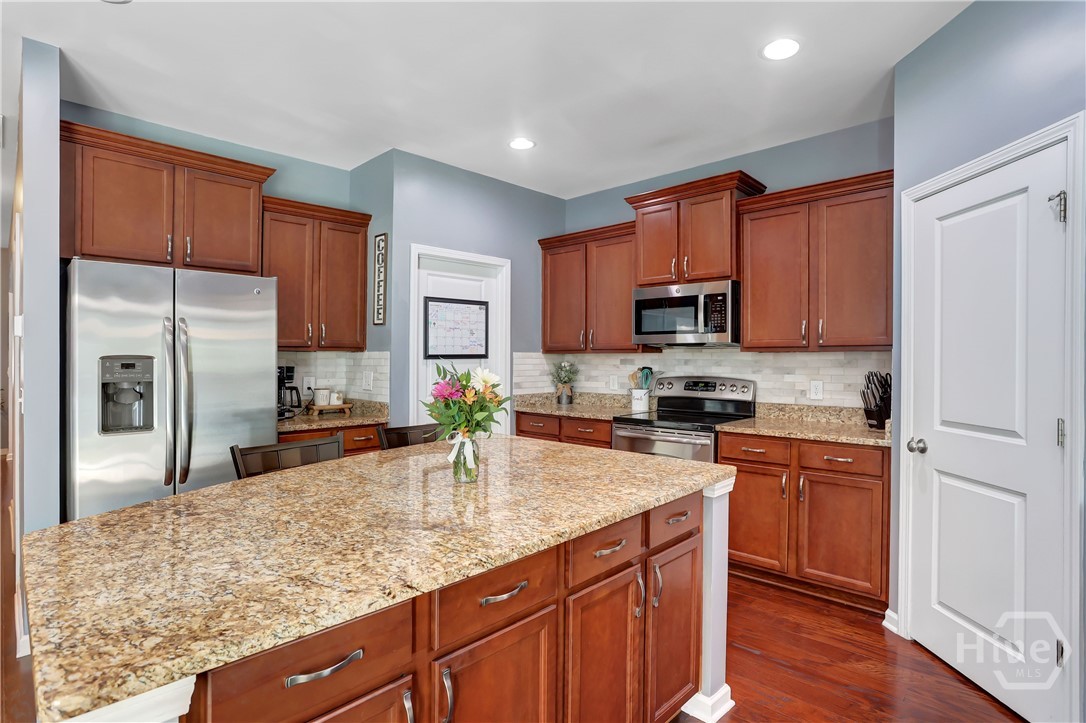 821 Garden Hills Loop Property Photo 10