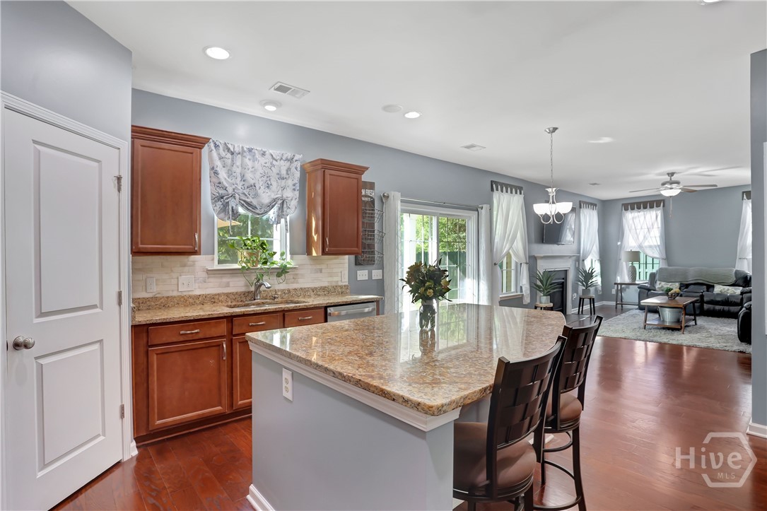 821 Garden Hills Loop Property Photo 11