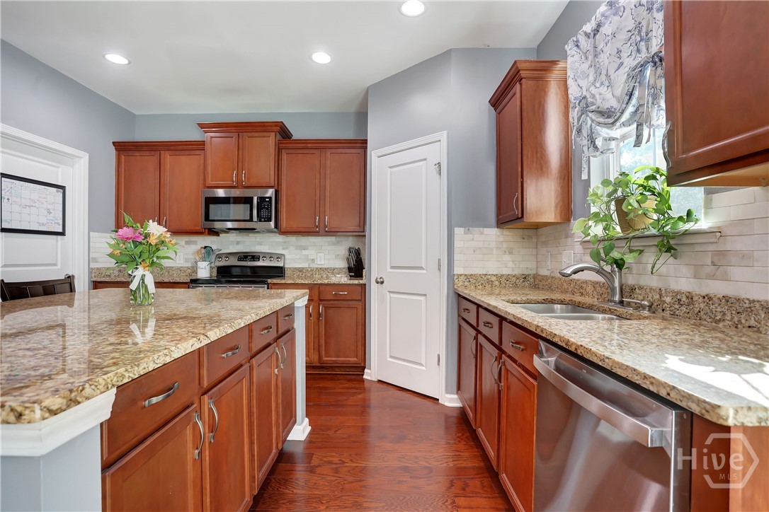 821 Garden Hills Loop Property Photo 12