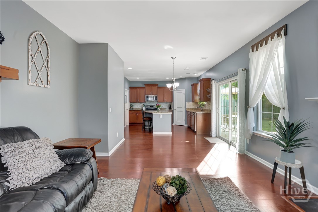 821 Garden Hills Loop Property Photo 16