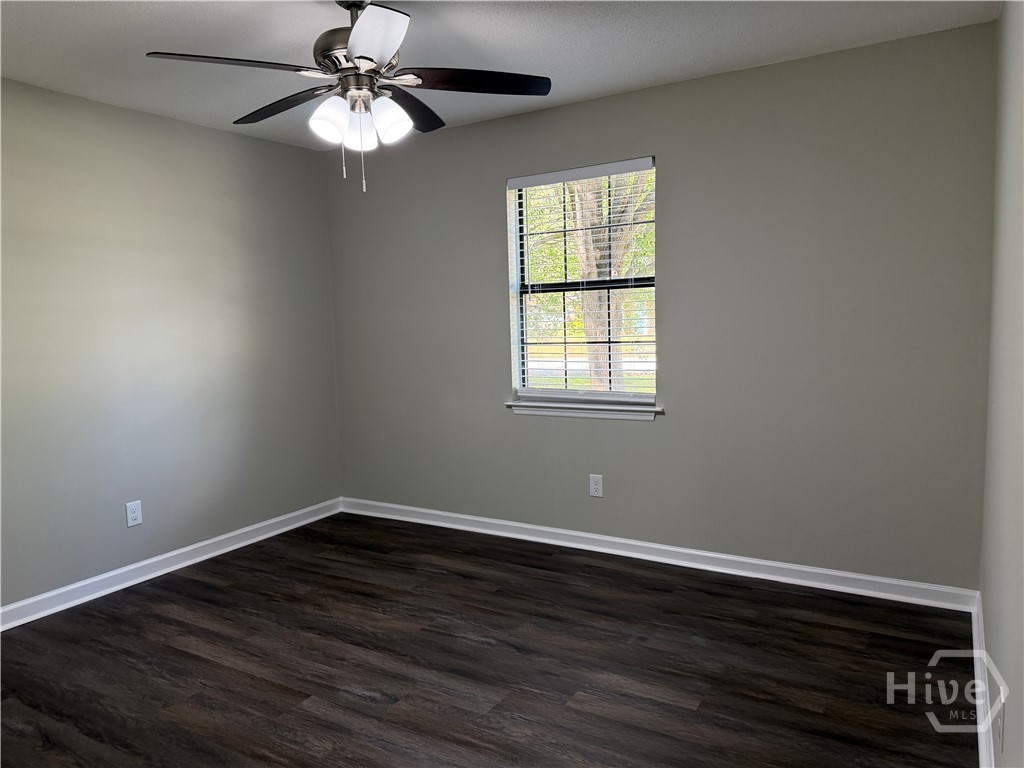 215 Pinecrest Place Property Photo 15
