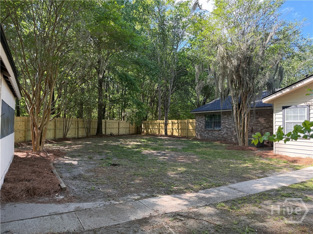 215 Pinecrest Place Property Photo 19