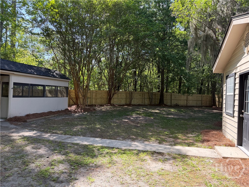 215 Pinecrest Place Property Photo 20