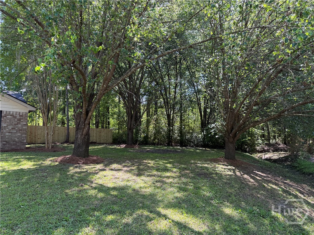 215 Pinecrest Place Property Photo 24