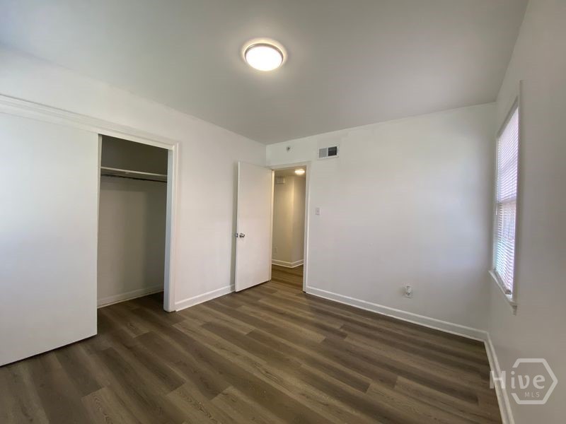 28 Thackery Place 2 Property Photo 4